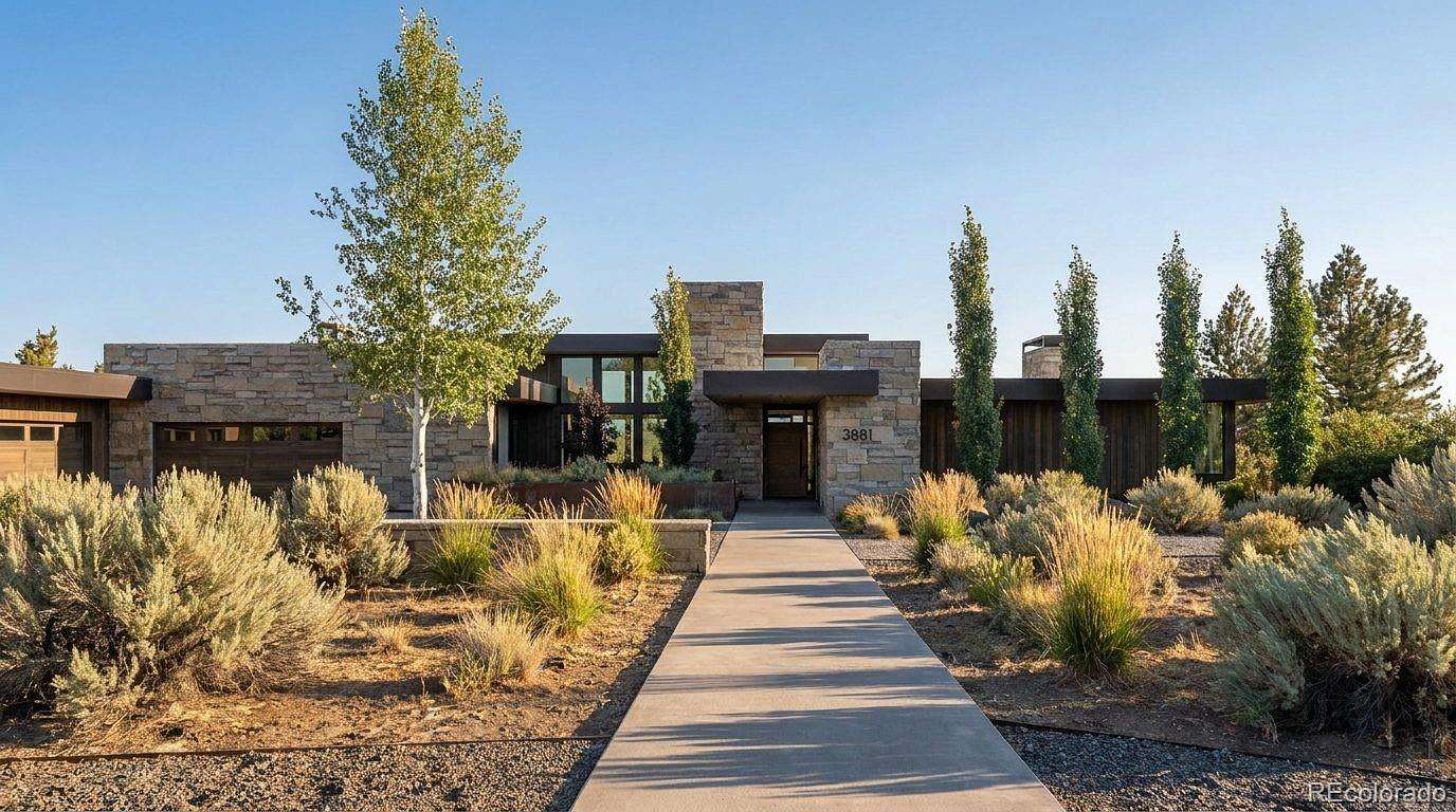 5 Acres of Land with Home for Sale in Sedalia, Colorado