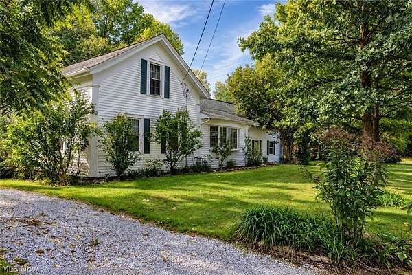 5.47 Acres of Land with Home for Sale in Madison, Ohio