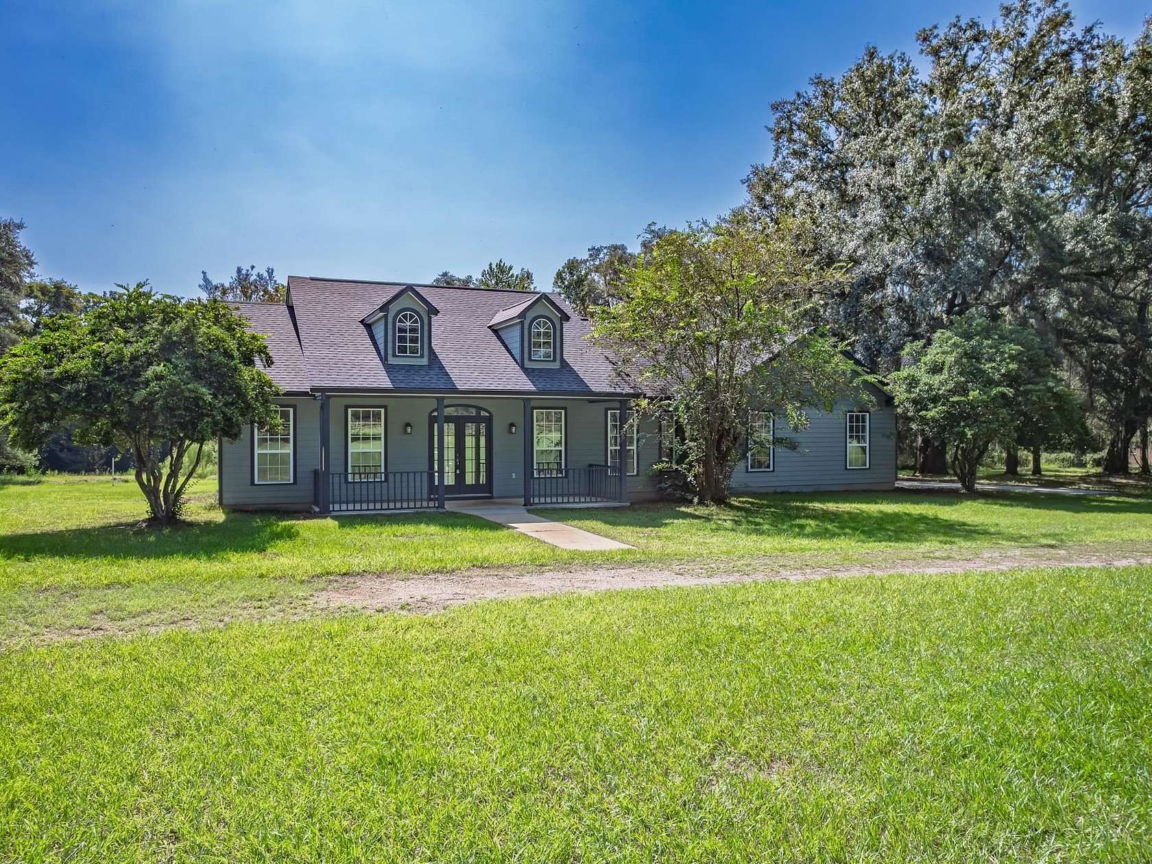 8 Acres of Land with Home for Sale in Tallahassee, Florida
