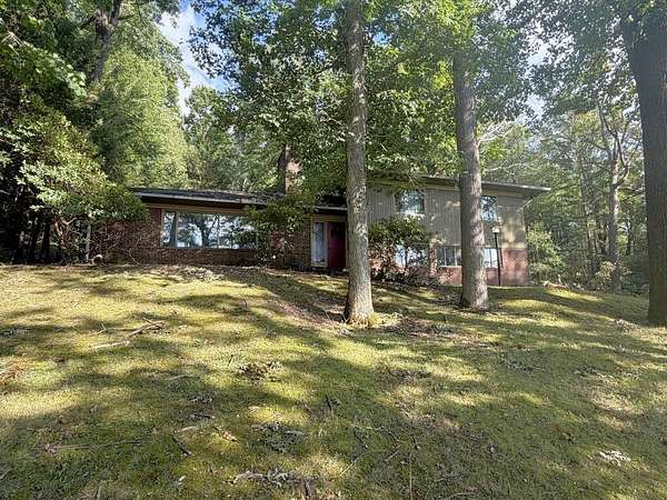 4 Acres of Land with Home for Sale in Johnstown, Pennsylvania