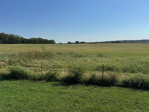 7.58 Acres of Residential Land for Sale in Oilton, Oklahoma