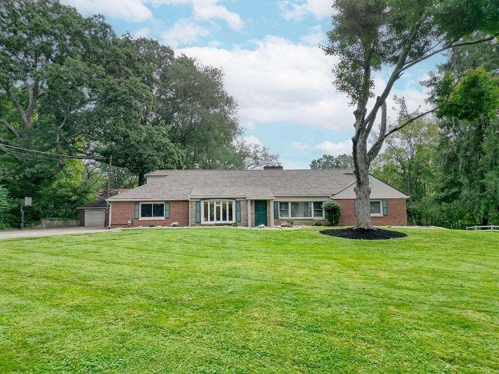 2.62 Acres of Land with Home for Sale in Mount Vernon, Ohio