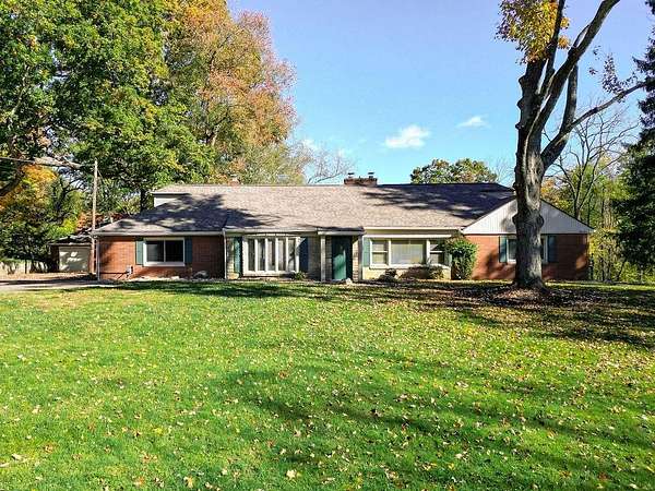 2.62 Acres of Land with Home for Sale in Mount Vernon, Ohio