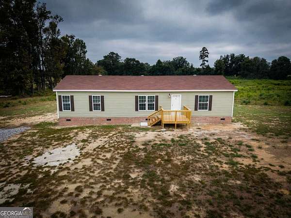 5 Acres of Land with Home for Sale in Canon, Georgia