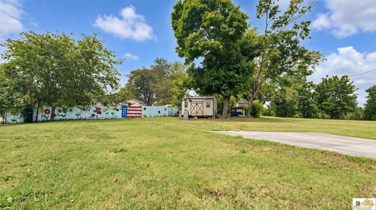 0.37 Acres of Residential Land for Sale in Cave City, Kentucky