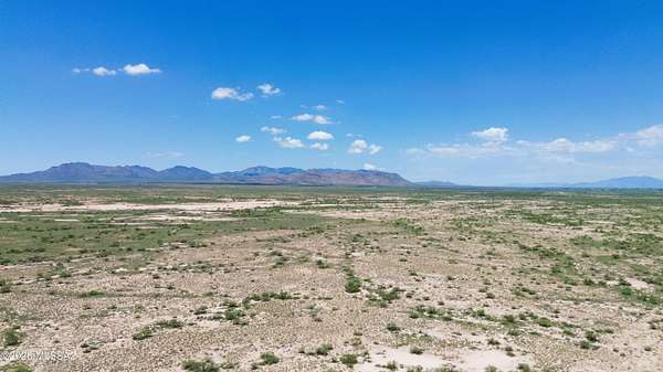 120 Acres of Land for Sale in Willcox, Arizona