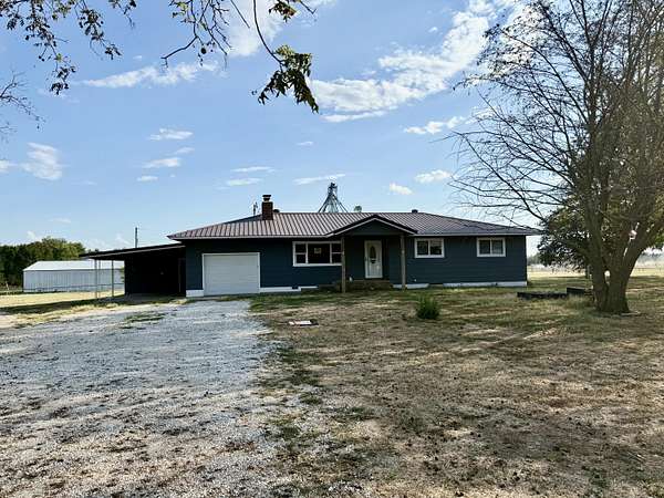 2.5 Acres of Land with Home for Sale in Exeter, Missouri