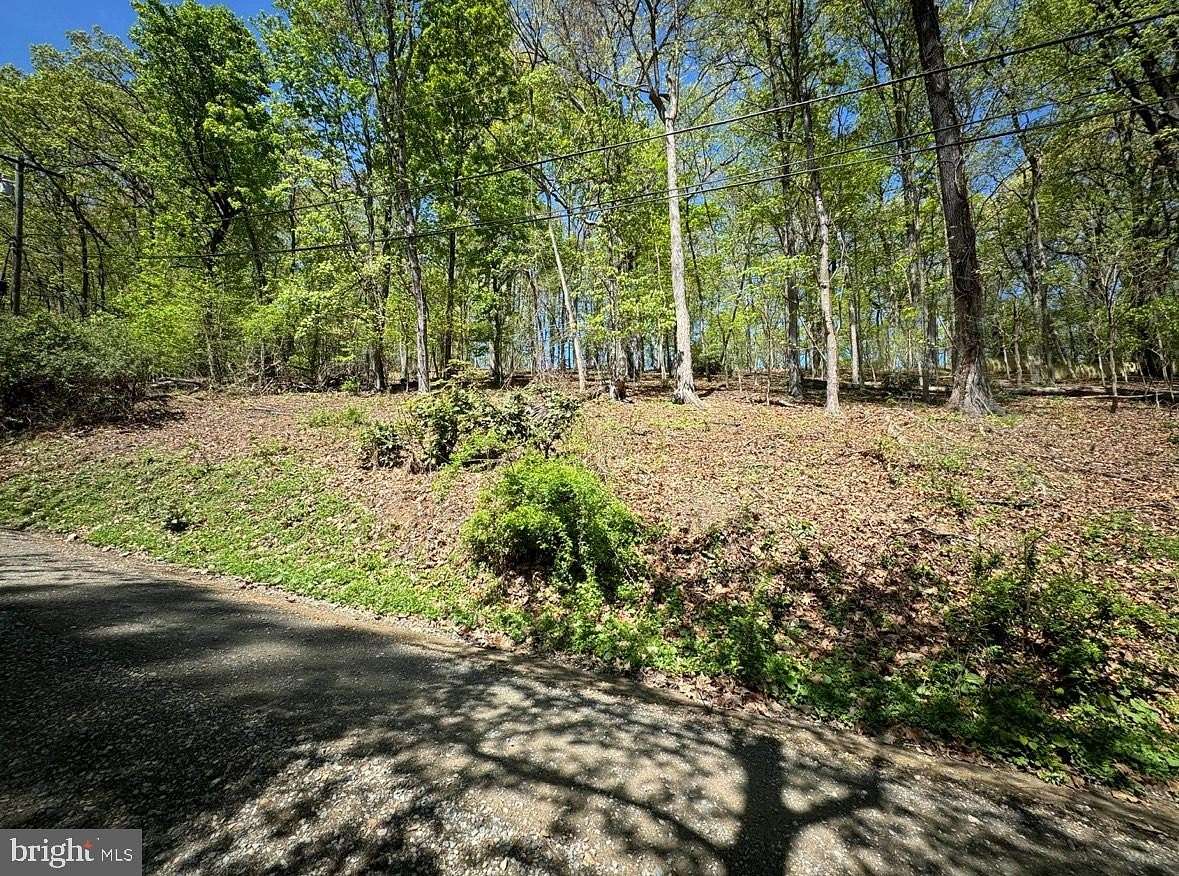 0.1 Acres of Land for Sale in Bluemont, Virginia