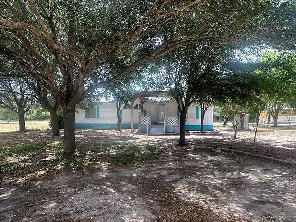 1.5 Acres of Land with Home for Sale in Orange Grove, Texas