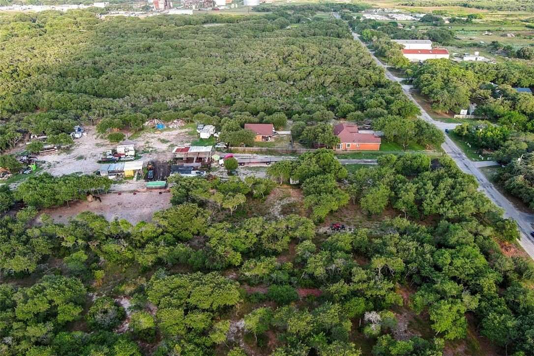 1 Acre of Residential Land for Sale in Ingleside, Texas