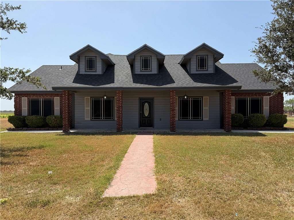 4.1 Acres of Land with Home for Sale in Alice, Texas