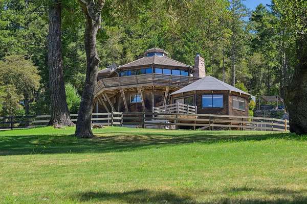 20.6 Acres of Recreational Land with Home for Sale in Pescadero, California