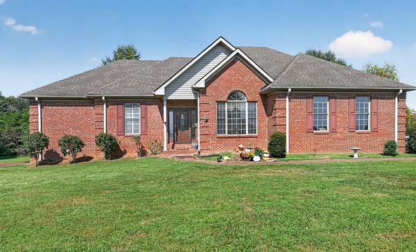 10 Acres of Land with Home for Sale in Franklin, Kentucky