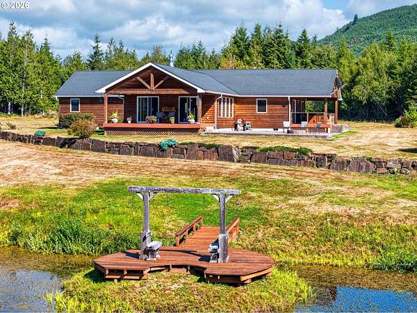 29.2 Acres of Land with Home for Sale in Astoria, Oregon