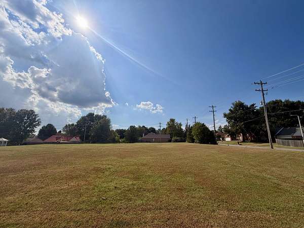 0.49 Acres of Mixed-Use Land for Sale in Memphis, Tennessee