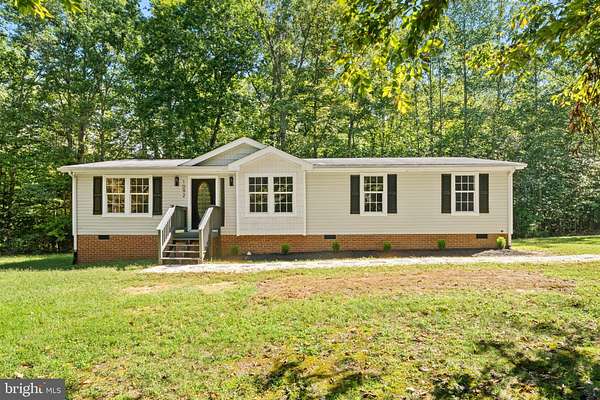 4.42 Acres of Land with Home for Sale in Louisa, Virginia