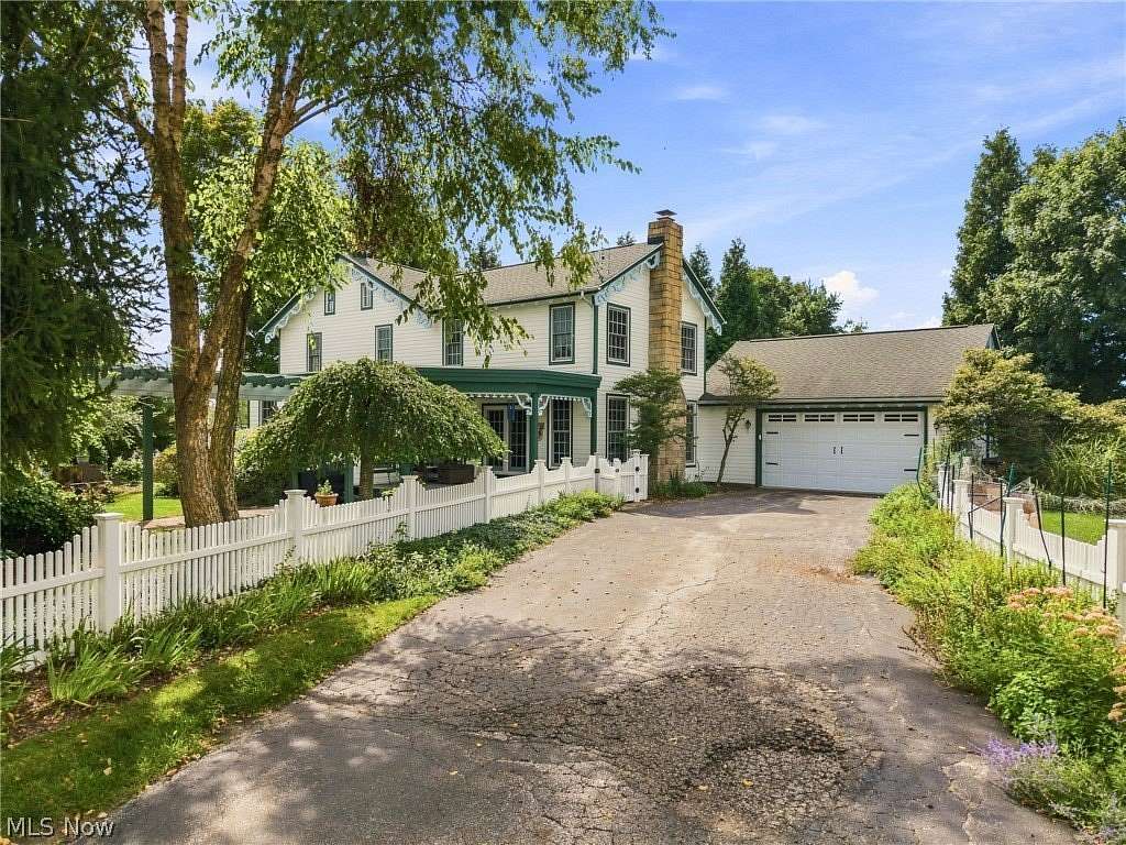 4 Acres of Land with Home for Sale in Canton, Ohio
