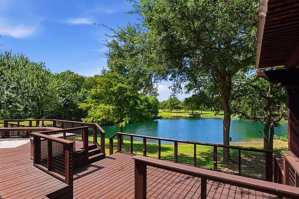 2.16 Acres of Land with Home for Sale in Lucas, Texas