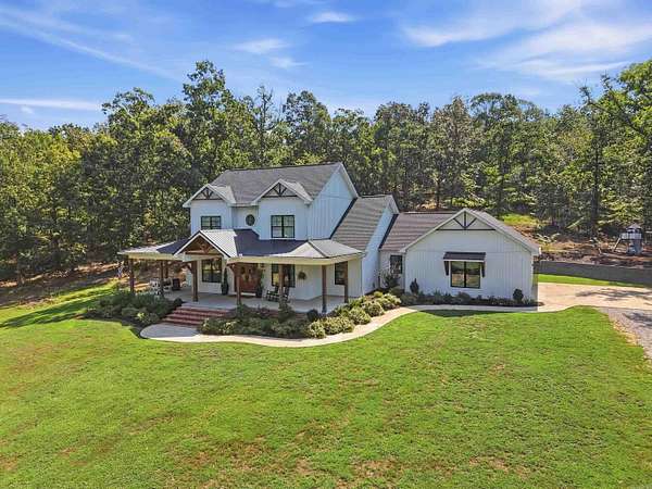 3 Acres of Land with Home for Sale in Hot Springs, Arkansas