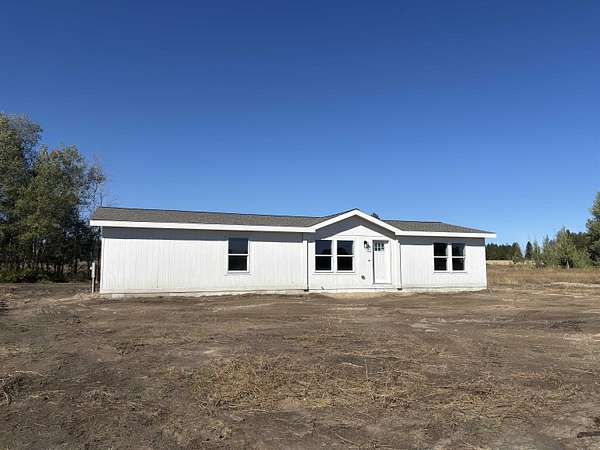 10 Acres of Land with Home for Sale in Deer Park, Washington