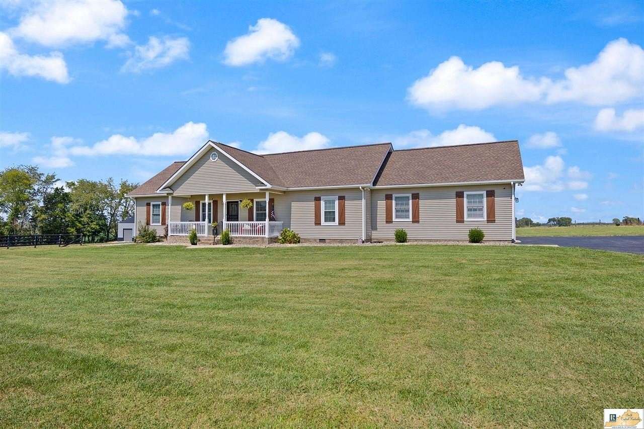 2 Acres of Land with Home for Sale in Cave City, Kentucky
