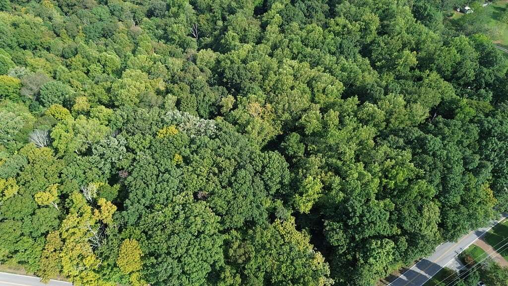 5 Acres of Residential Land for Sale in Cookeville, Tennessee