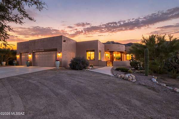 3.3 Acres of Land with Home for Sale in Tucson, Arizona
