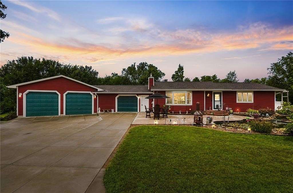 5 Acres of Land with Home for Sale in Vinton, Iowa
