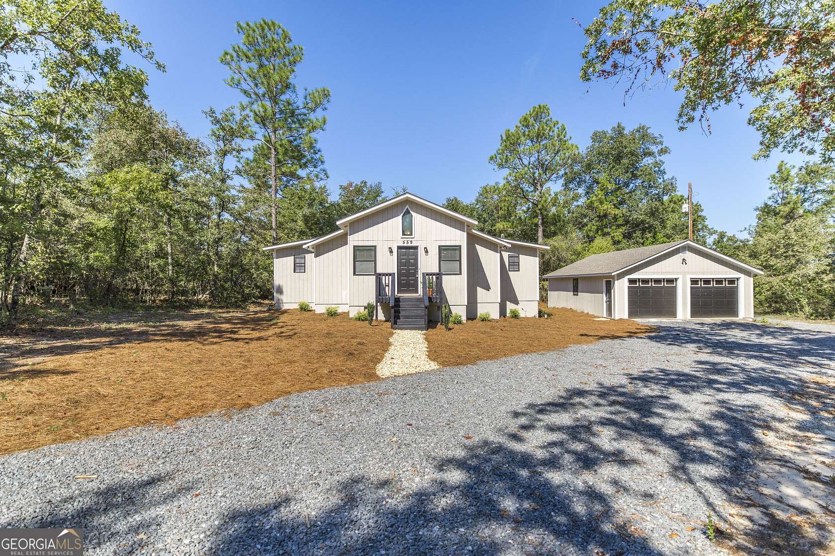 2.77 Acres of Land with Home for Sale in Byron, Georgia