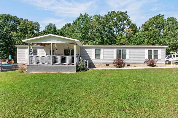 2 Acres of Land with Home for Sale in Jamestown, Tennessee