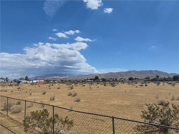 4.35 Acres of Residential Land for Sale in Apple Valley, California
