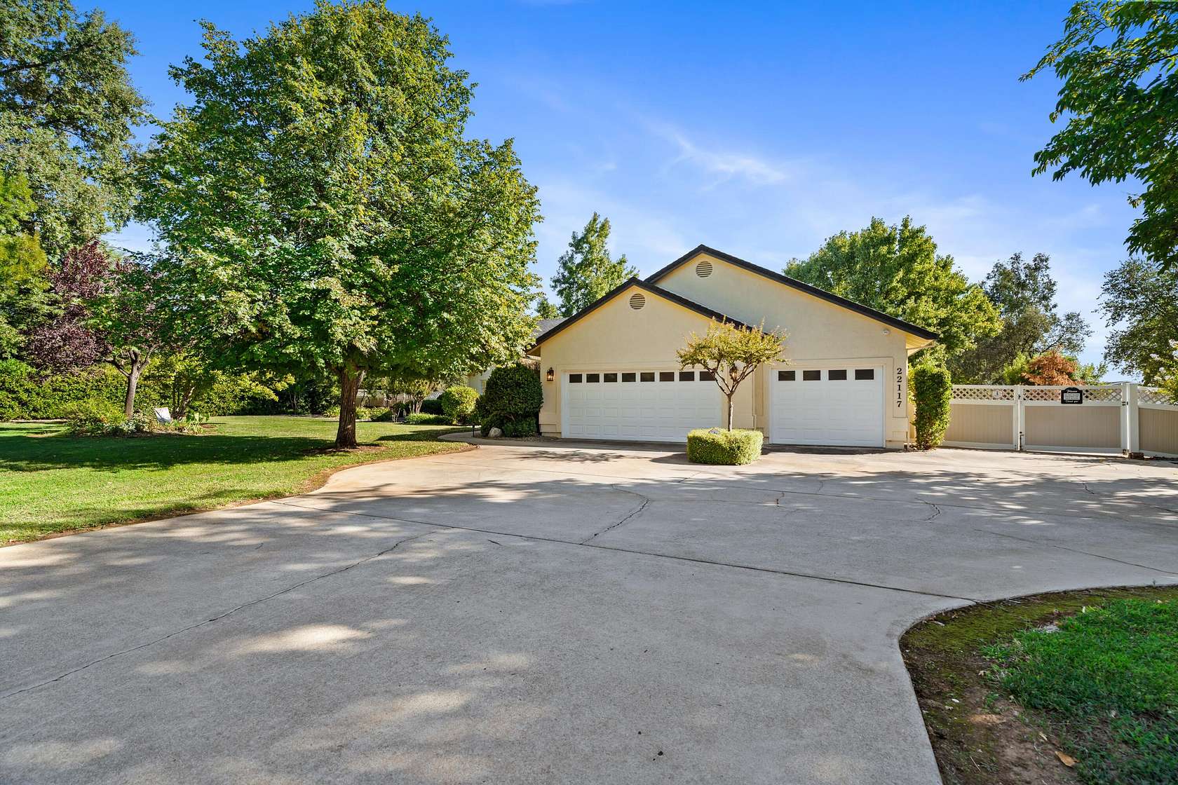 2.1 Acres of Land with Home for Sale in Palo Cedro, California