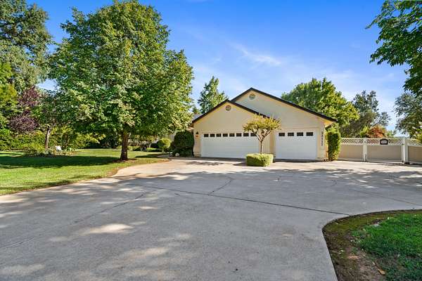2.1 Acres of Land with Home for Sale in Palo Cedro, California