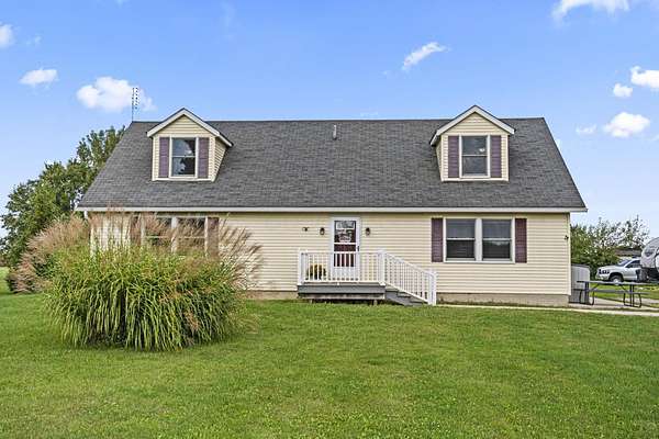 2.5 Acres of Land with Home for Sale in Mount Sterling, Ohio
