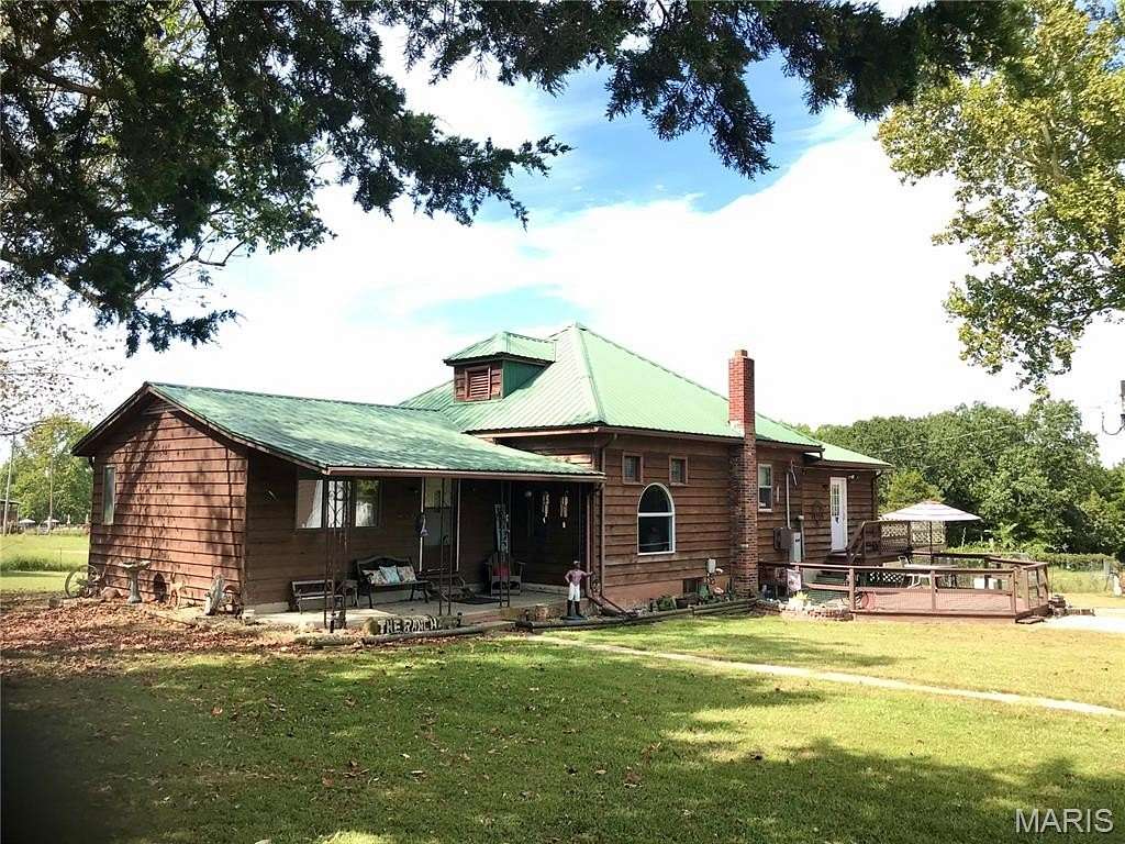29 Acres of Land with Home for Sale in Steelville, Missouri
