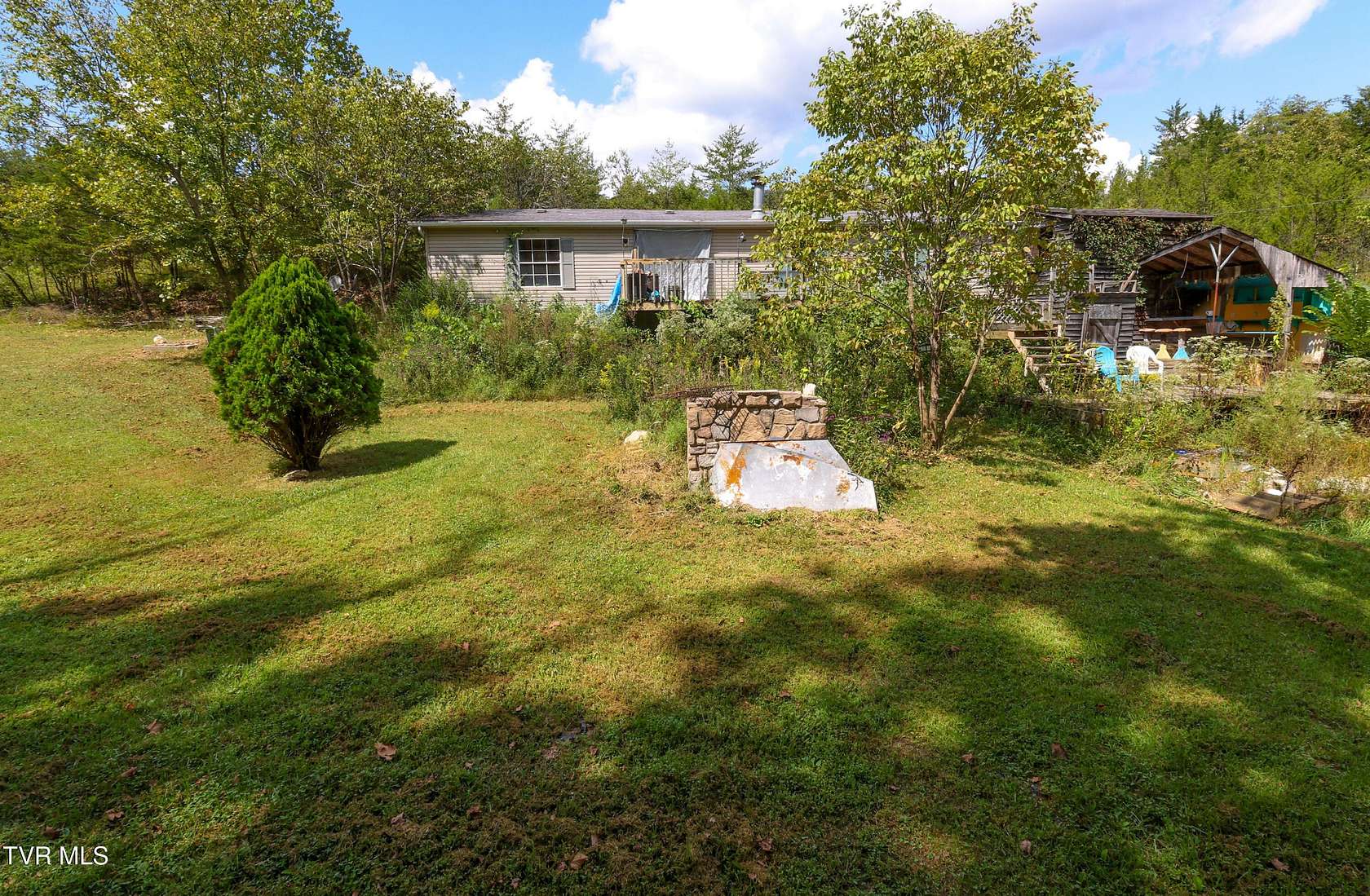 5.28 Acres of Land with Home for Sale in Bulls Gap, Tennessee