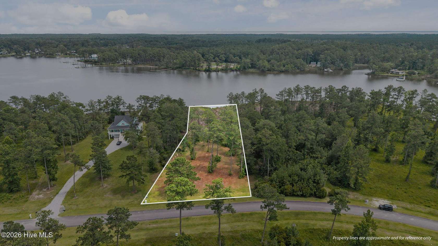 1 Acre of Residential Land for Sale in Oriental, North Carolina