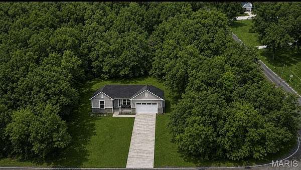 1.78 Acres of Land with Home for Sale in Hillsboro, Missouri