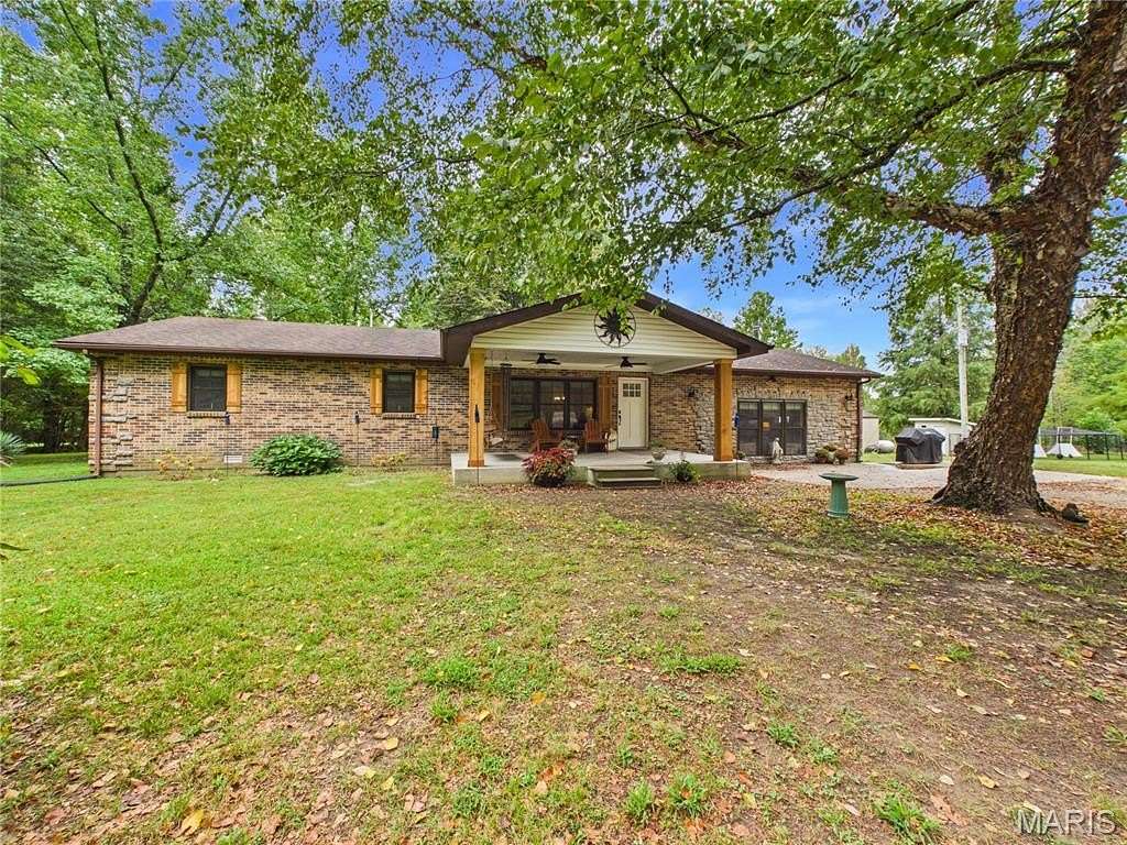 25.7 Acres of Land with Home for Sale in Dexter, Missouri