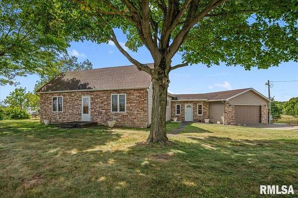 39 Acres of Improved Land for Sale in Rochester, Illinois