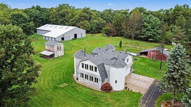 6.55 Acres of Land with Home for Sale in Hartland Township, Michigan