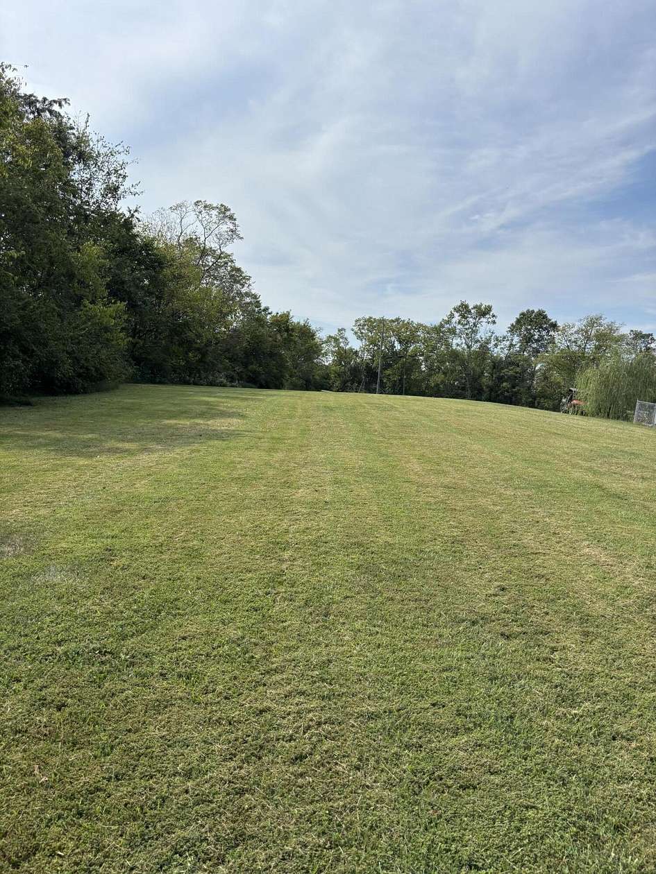 22 Acres of Recreational & Residential Land for Sale in Williamstown, Kentucky