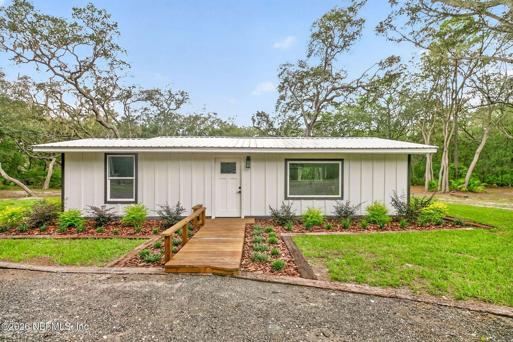 12.3 Acres of Land with Home for Sale in Melrose, Florida
