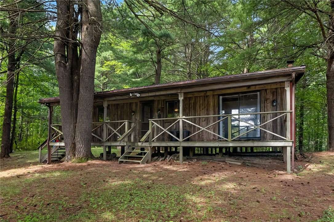 20 Acres of Recreational Land with Home for Sale in Branchport, New York