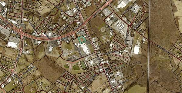 2 Acres of Commercial Land for Sale in London, Kentucky