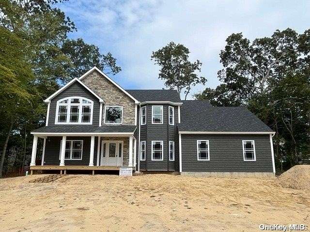 1.6 Acres of Land with Home for Sale in Manorville, New York