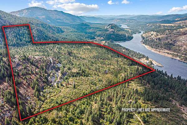 257 Acres of Recreational Land for Sale in Kettle Falls, Washington