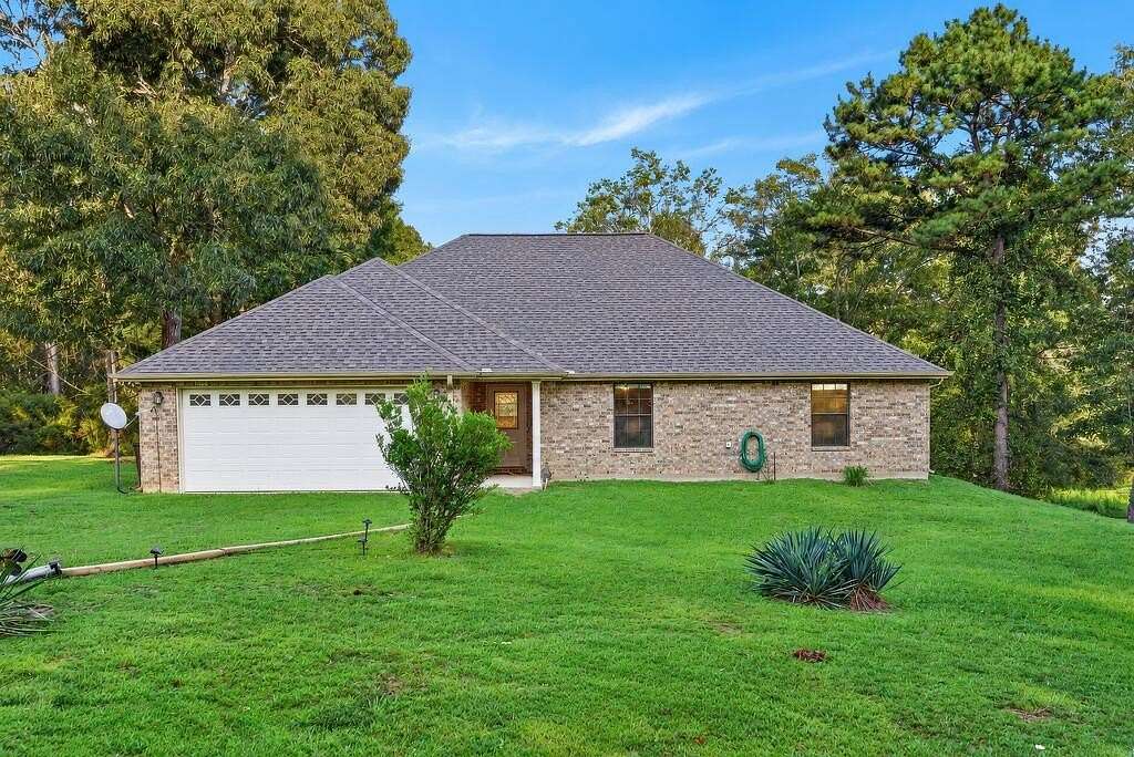 4 Acres of Land with Home for Sale in Carriere, Mississippi