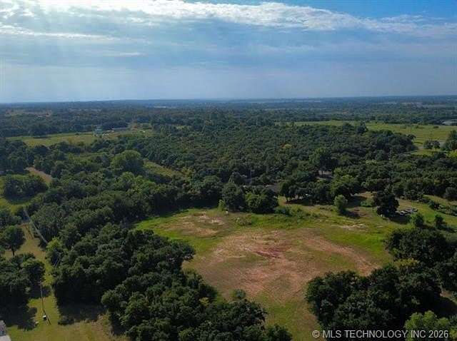5 Acres of Residential Land for Sale in Jones, Oklahoma