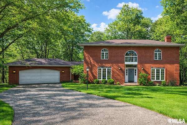 3.56 Acres of Land with Home for Sale in Peoria, Illinois